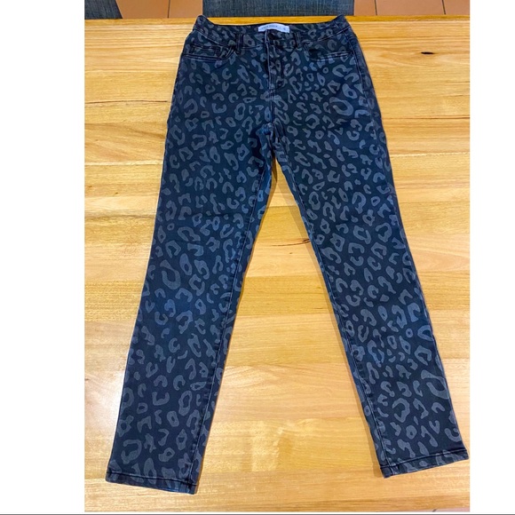 Grae Denim Leopard Print Jeans Size 8 